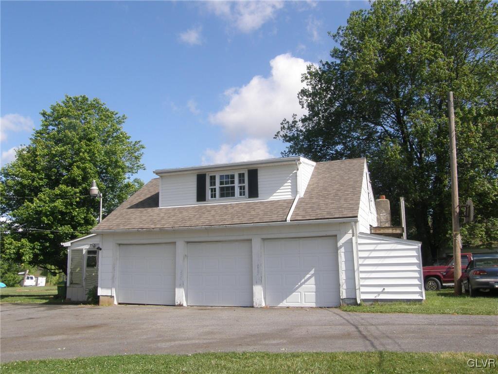 606 Newlins Road East Easton, PA 18040 - Photo 6 of 40 Gallery Image 6
