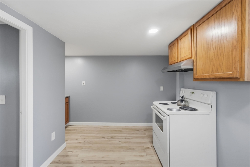 415 Anthony Street Fall River, MA 02721 - Photo 10 of 38