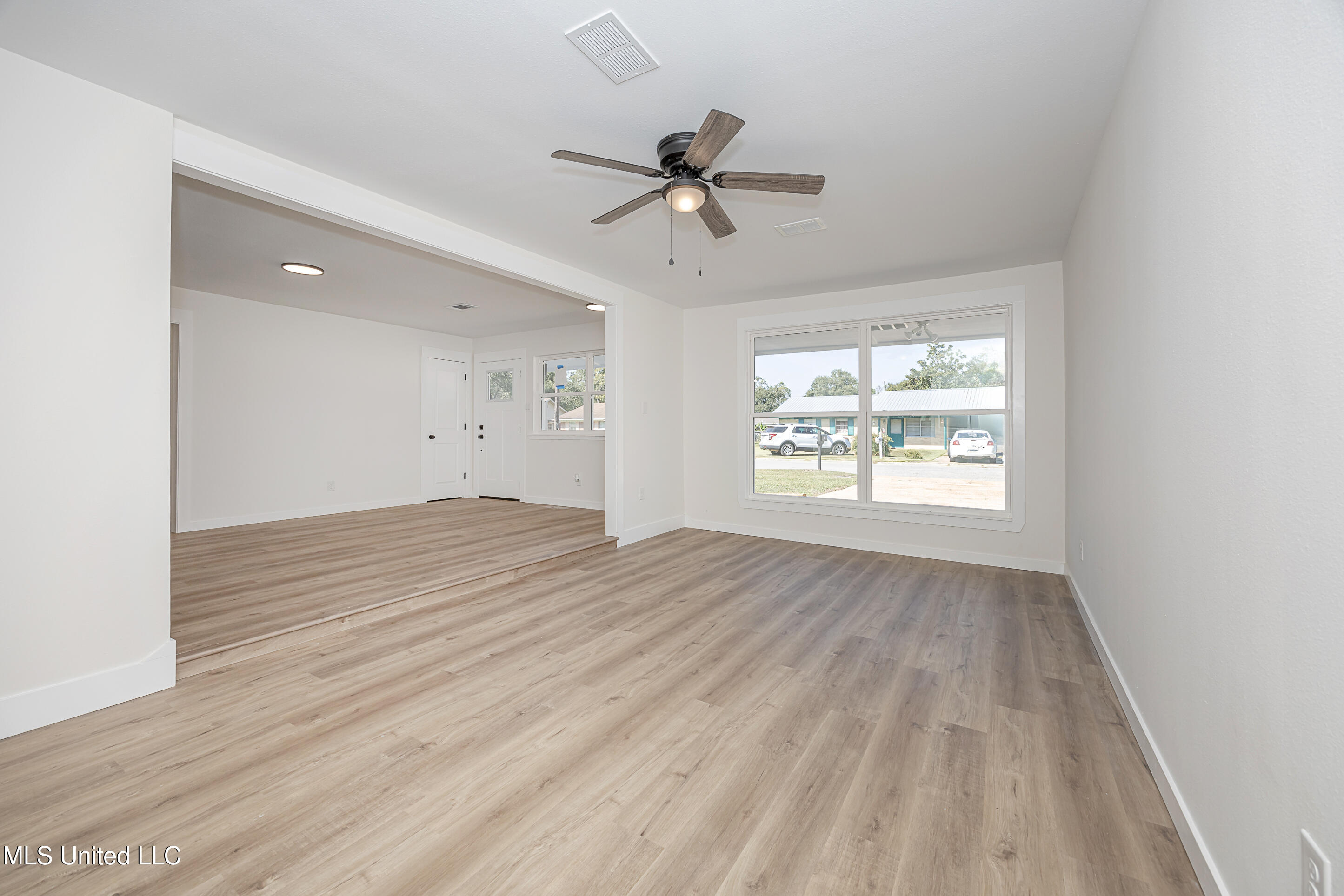 215 Maple Drive Ocean Springs, MS 39564 - Photo 21 of 56 IMG_7232
