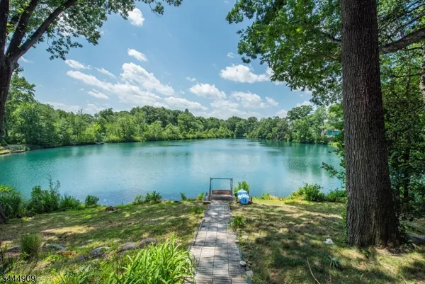 $1,000,000 | 146 Lakewood Drive, Denville, NJ 07834