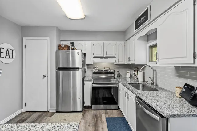 $469,900 | 1046 Kania Road, Amsterdam, NY 12010