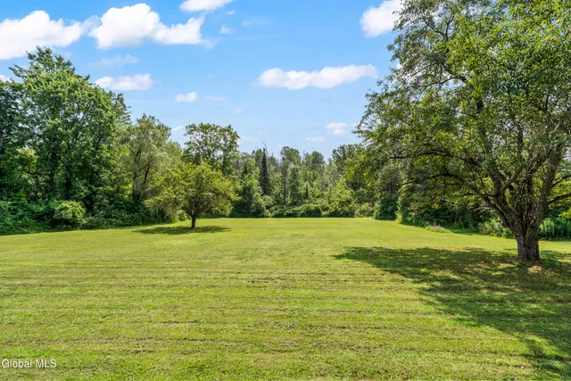 $469,900 | 1046 Kania Road, Amsterdam, NY 12010