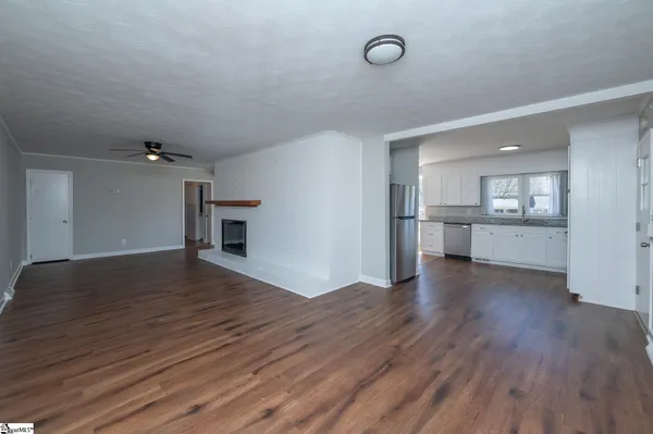 $310,000 | 101 Benjamin Avenue, Greer, SC 29651