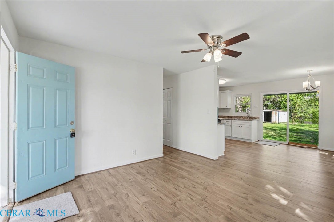 212 6th Street Hampton, VA 23664 - Photo 8 of 34