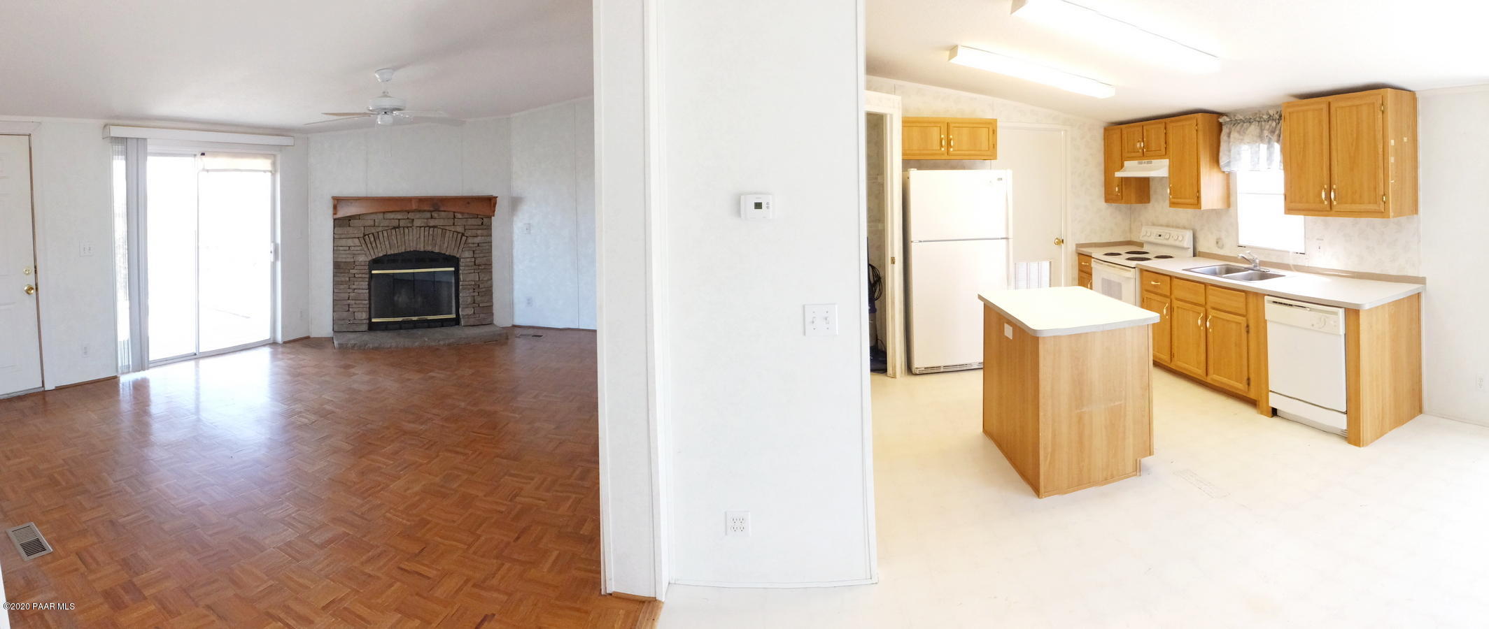 17475 East Roper Way Dewey, AZ 86327 - Photo 9 of 48 Living and Kitchen