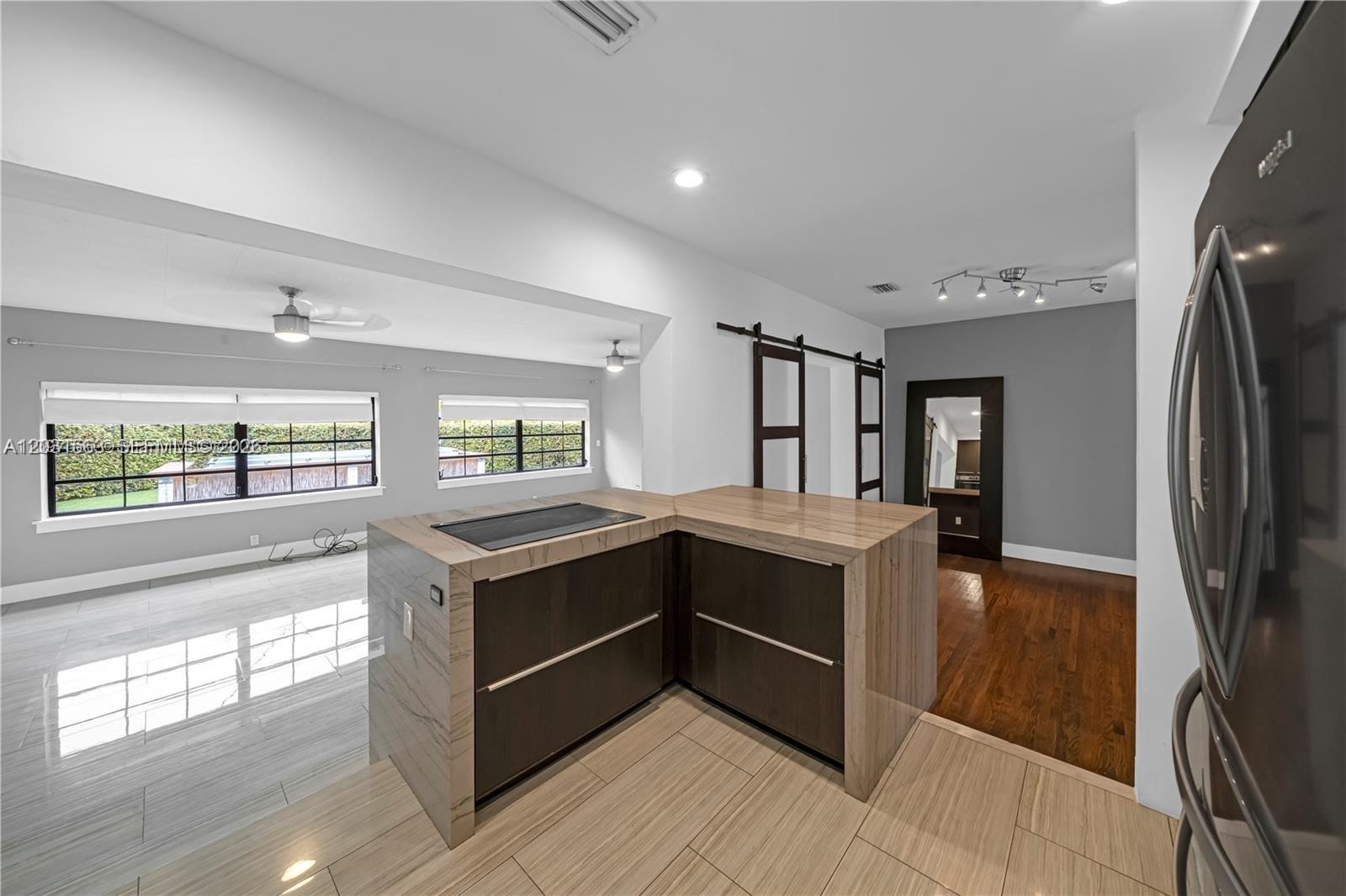 3261 Southwest 20th Street Miami, FL 33145 - Photo 23 of 32
