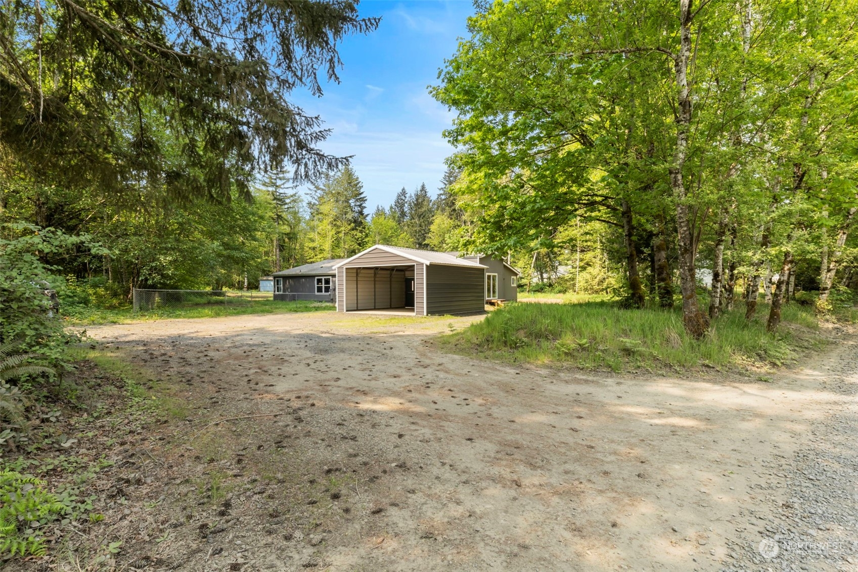 1121 East Alderwood Road Belfair, WA 98528 - Photo 3 of 35 Gallery Image 3
