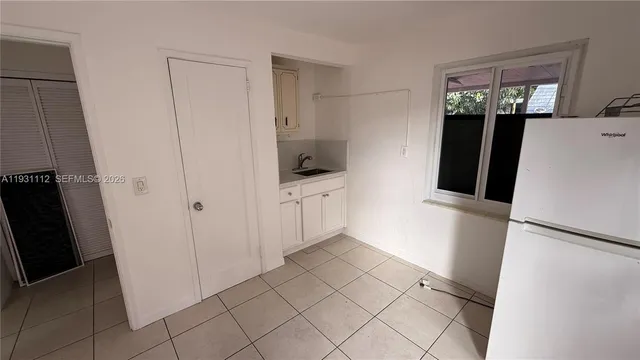 $1,500 | 317 West 36th Street, Unit 2, Hialeah, FL 33012