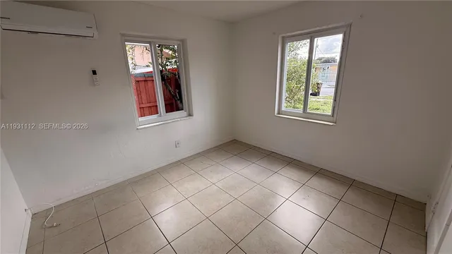 $1,500 | 317 West 36th Street, Unit 2, Hialeah, FL 33012
