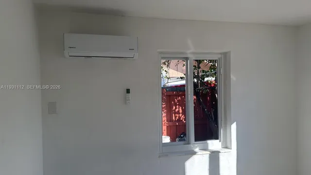 $1,500 | 317 West 36th Street, Unit 2, Hialeah, FL 33012