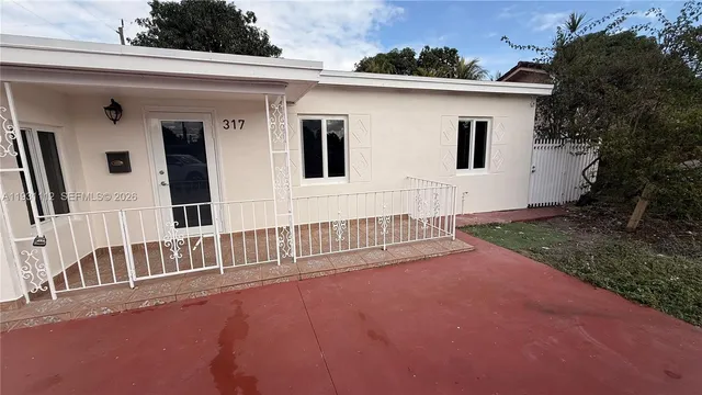 $1,500 | 317 West 36th Street, Unit 2, Hialeah, FL 33012