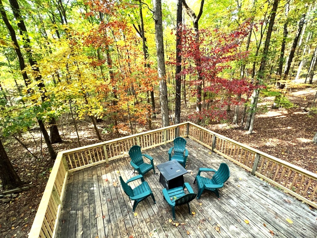 423 Bear Court Monteagle, TN 37356 - Photo 32 of 34 a view of balcony with wooden floor and fence