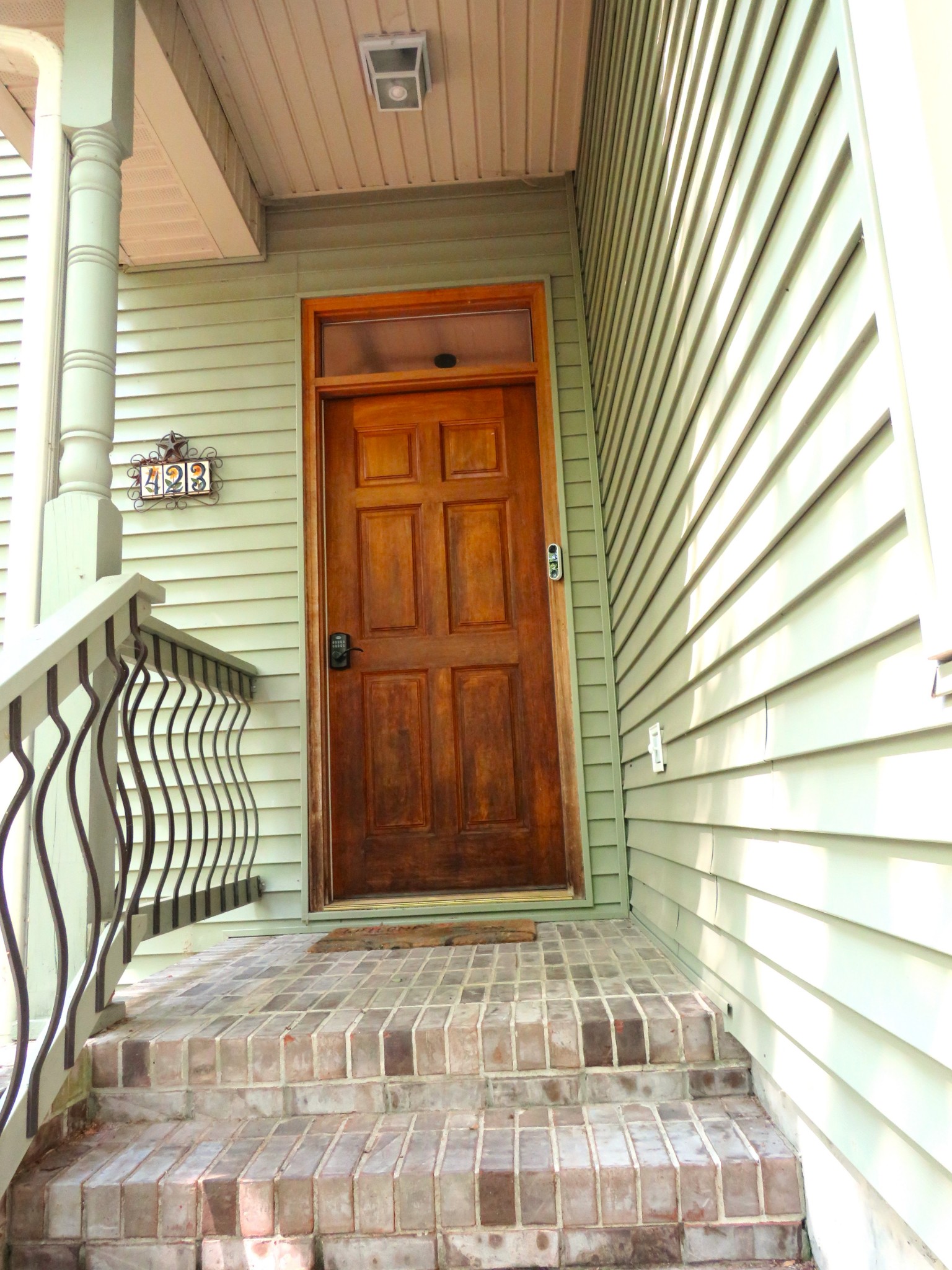 423 Bear Court Monteagle, TN 37356 - Photo 4 of 34 a view of front door of house