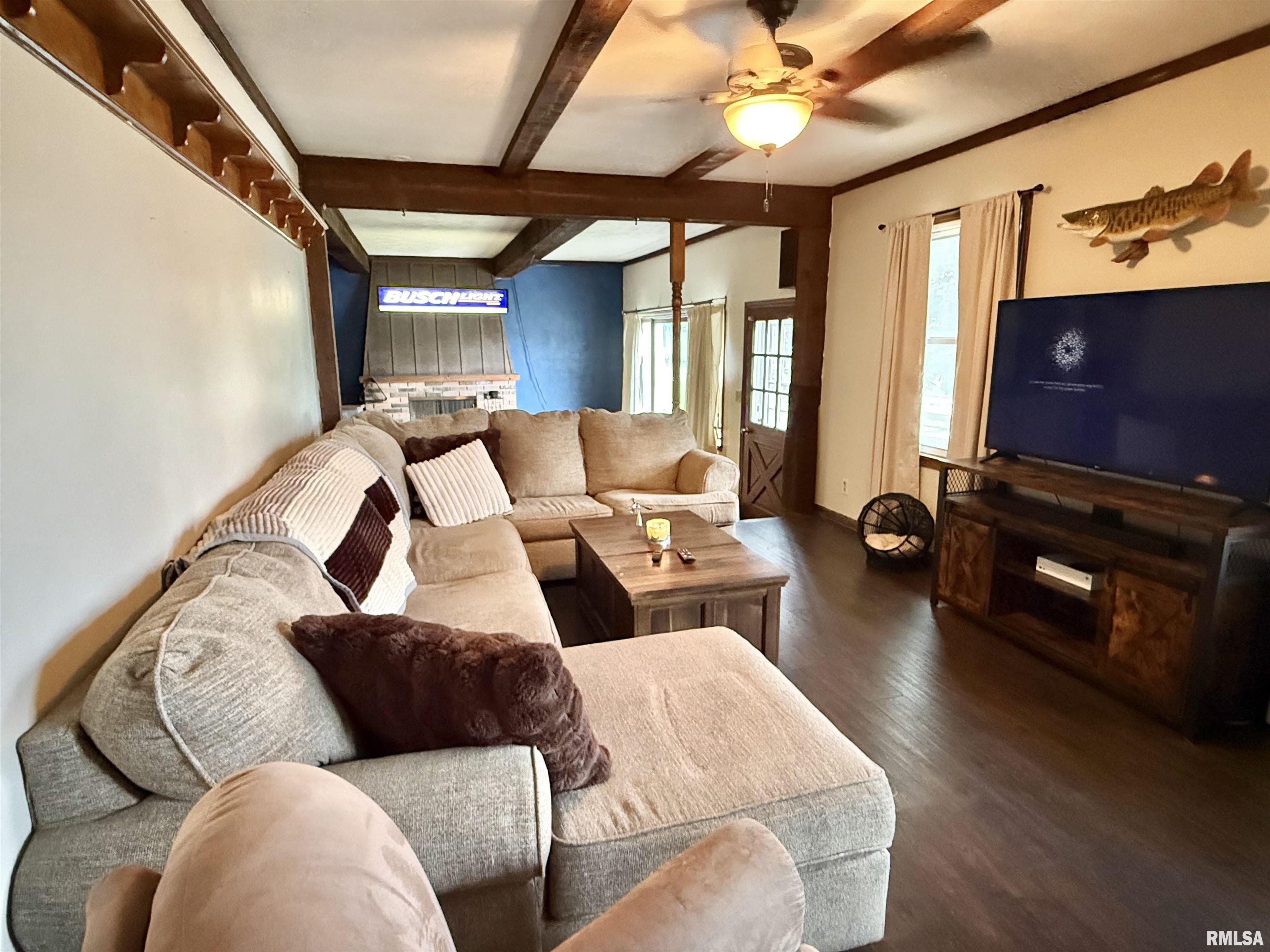 611 South Maple Street Lewistown, IL 61542 - Photo 14 of 59