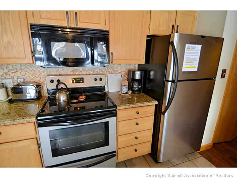373 Wild Irishman Road, Unit 1076 Keystone, CO 80435 - Photo 10 of 25 Kitchen. Stainless steel appliances in the Kitchen