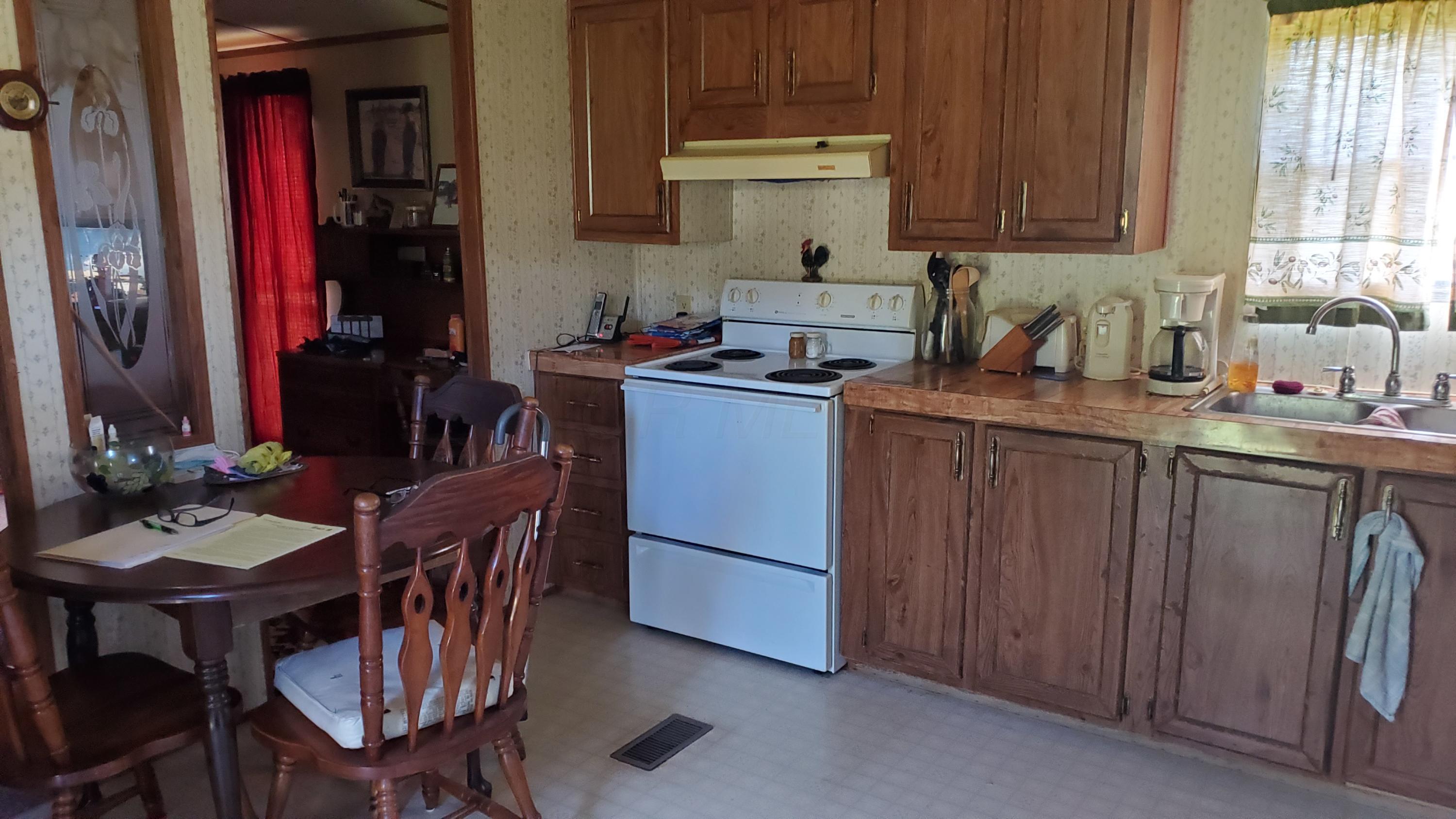 4981 Westfall Road Frankfort, OH 45628 - Photo 7 of 9