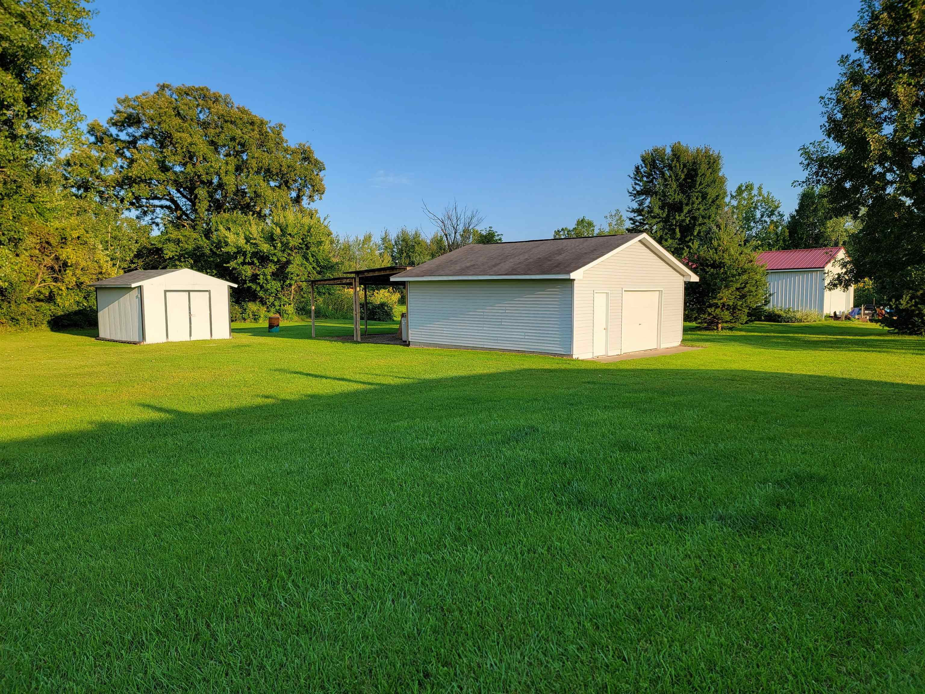 13285 Elms Road Birch Run, MI 48415 - Photo 35 of 48 50121620-34.JPG