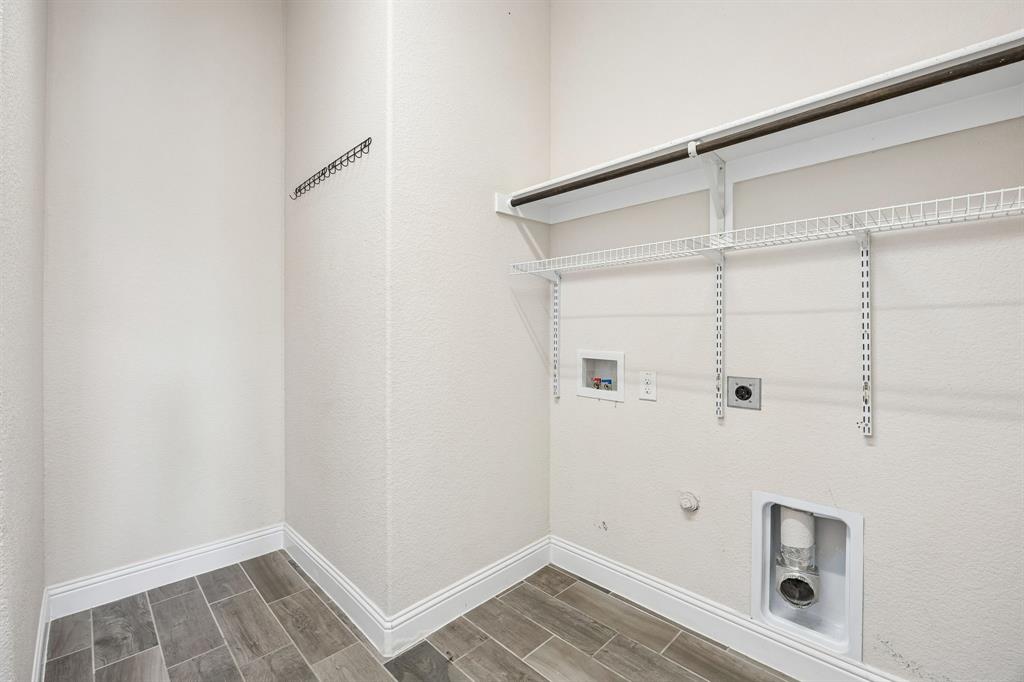 609 Morning Glory Lane Mansfield, TX 76063 - Photo 20 of 30 Gallery Image 20