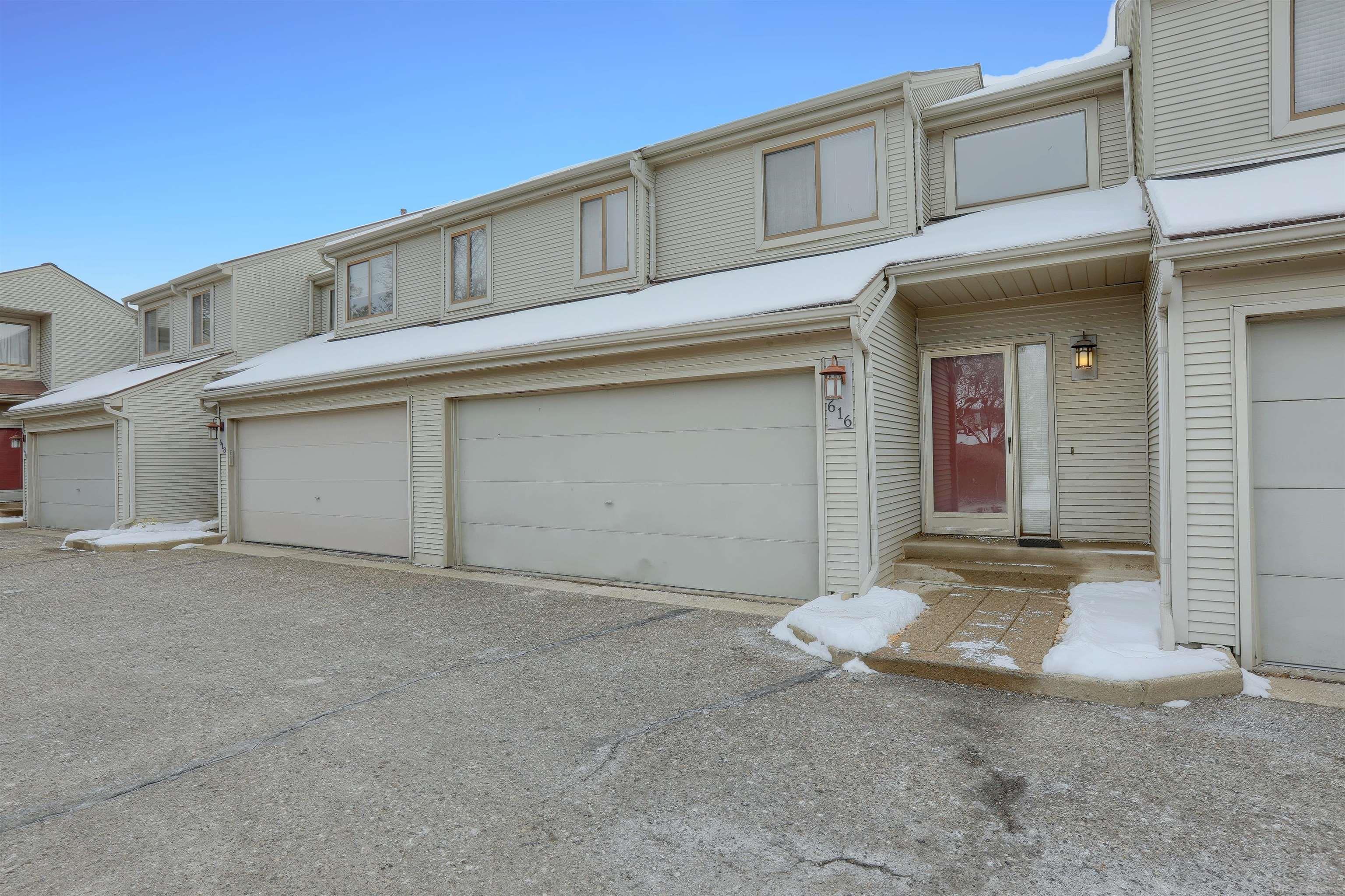 616 Ashley Circle Rochester Hills, MI 48307 - Photo 1 of 37 Gallery Image 1