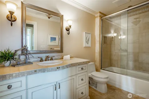 $2,799,000 | 5685 Nakat Way, Blaine, WA 98230