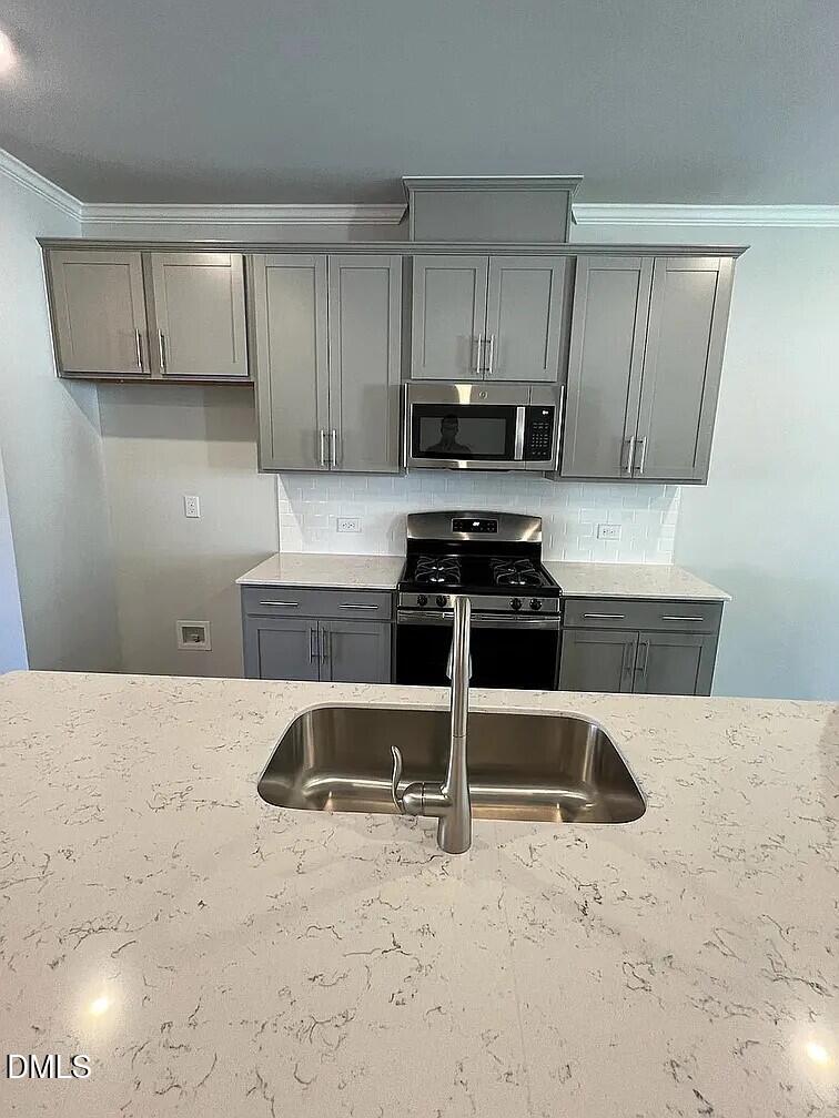 123 Sweet Lilac Way Raleigh, NC 27610 - Photo 5 of 34 IMG_6635