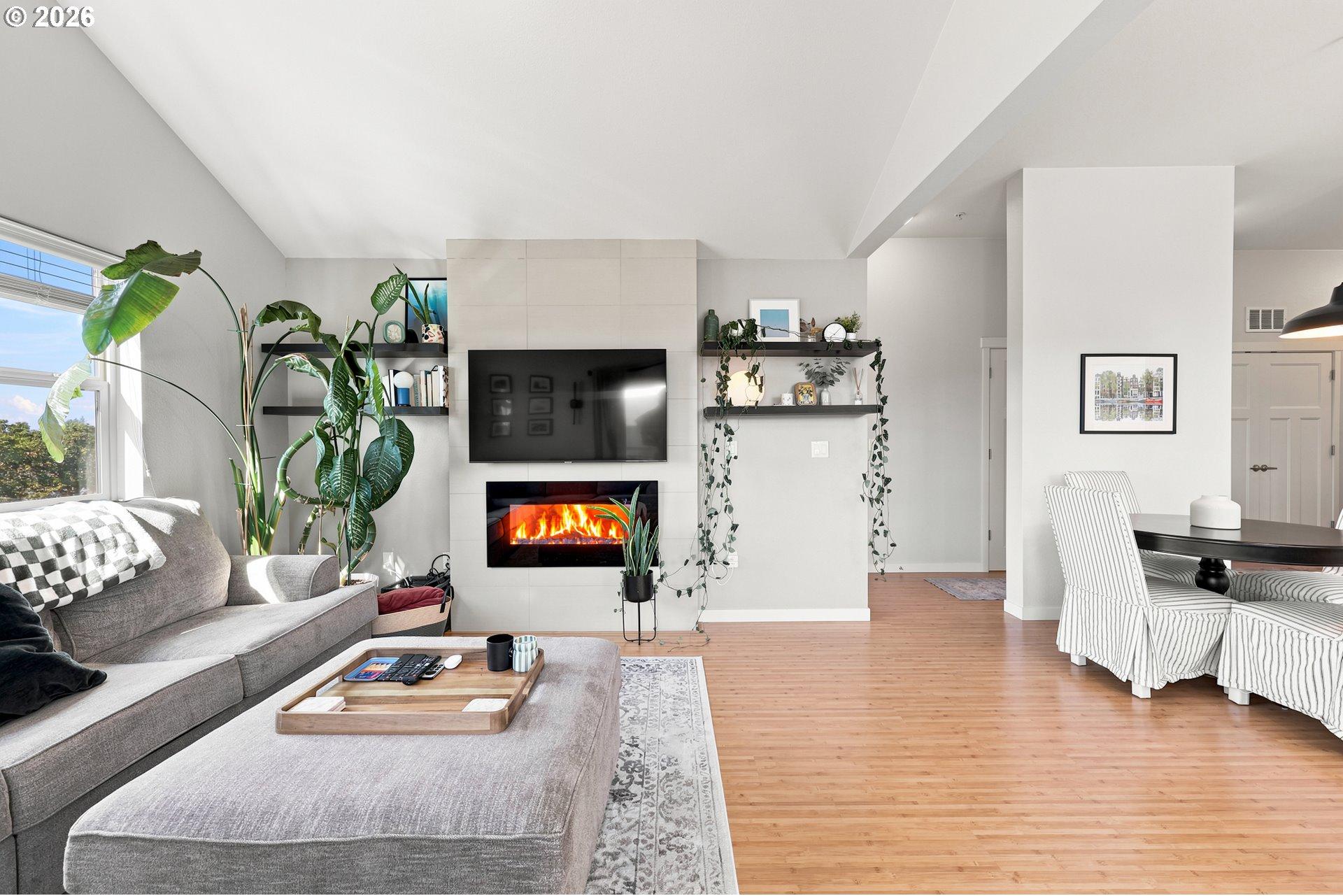 13875 Southwest Meridian Street, Unit 422 Beaverton, OR 97005 - Photo 16 of 45 Gallery Image 16