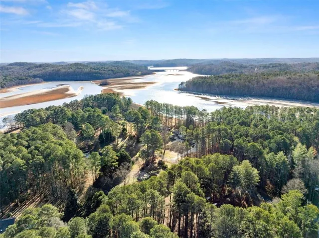 $354,900 | 588 Estatohe Circle, Toccoa, GA 30577