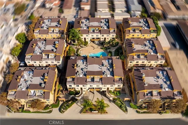 $630,000 | 1024 South Marengo Avenue, Unit 6, Alhambra, CA 91803