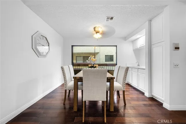 $630,000 | 1024 South Marengo Avenue, Unit 6, Alhambra, CA 91803