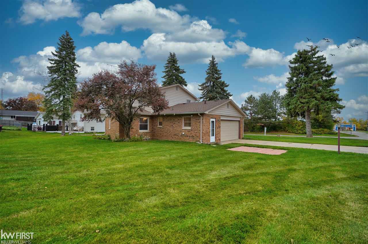3308 Old Farm Road Flint, MI 48507 - Photo 10 of 47
