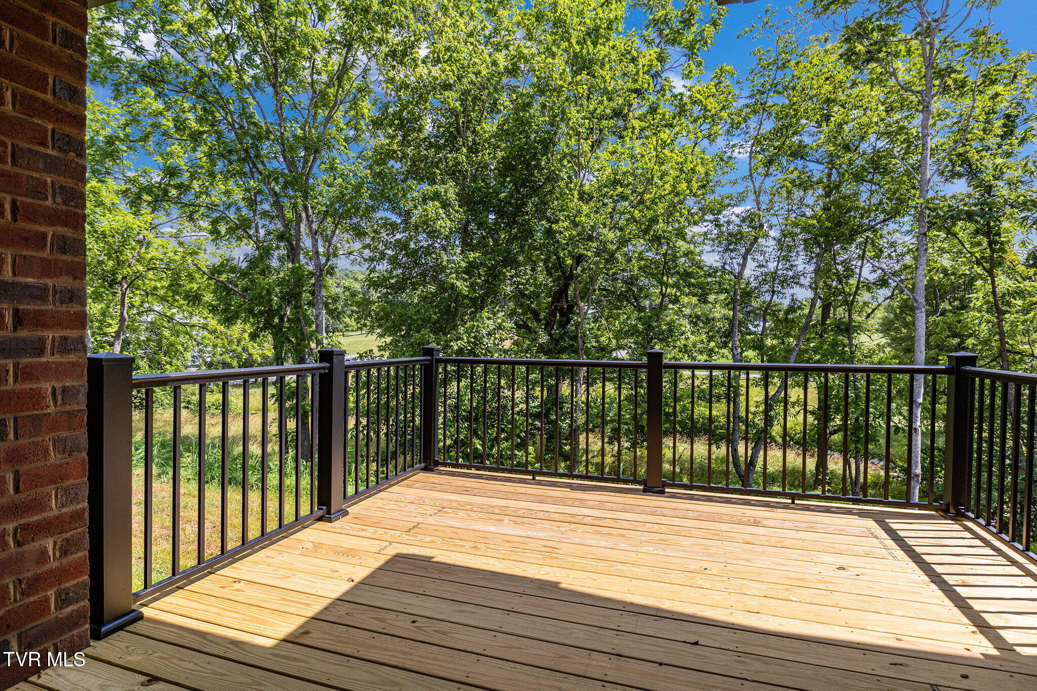 134 Patriot Crossing, Unit 9 Greeneville, TN 37745 - Photo 15 of 26 15-web-or-mls-IMG_4251
