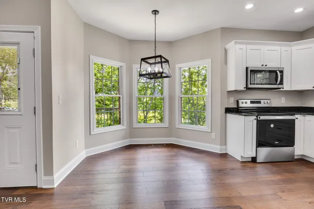 $389,900 | 134 Patriot Crossing, Unit 9, Greeneville, TN 37745