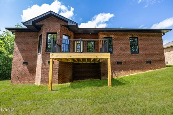 $378,900 | 134 Patriot Crossing, Unit 9, Greeneville, TN 37745