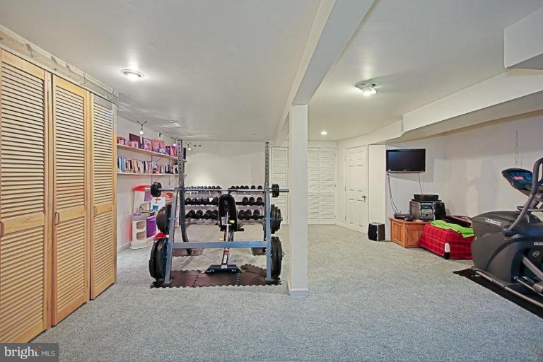 7412 Calico Court Springfield, VA 22153 - Photo 3 of 11 Recreation Room