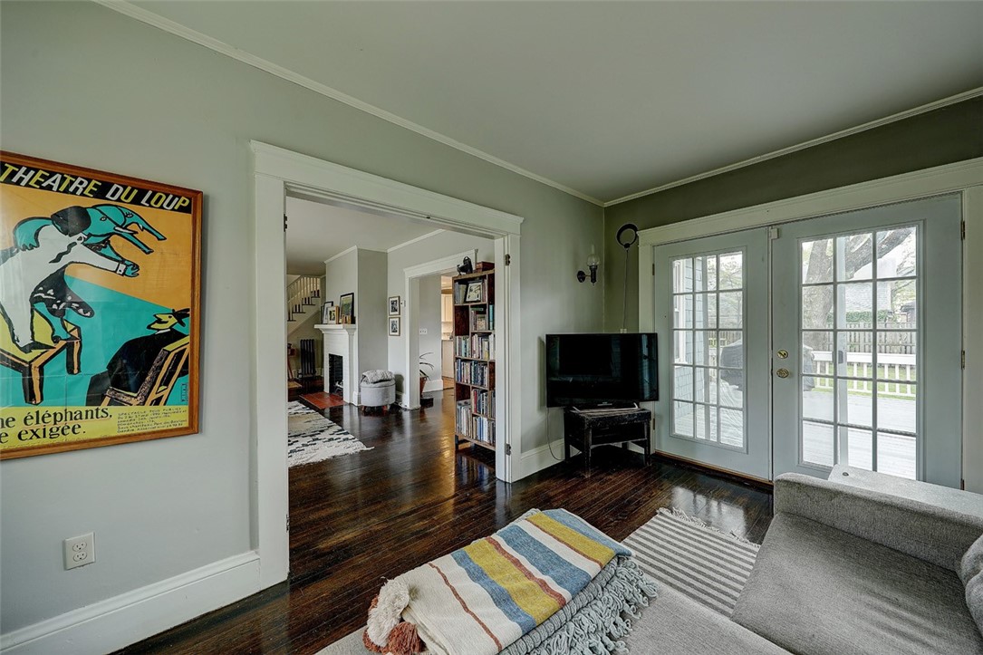 62 Chiswick Road Cranston, RI 02905 - Photo 14 of 45