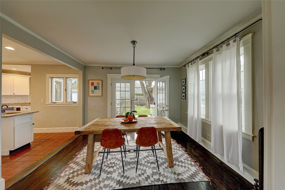 62 Chiswick Road Cranston, RI 02905 - Photo 15 of 45