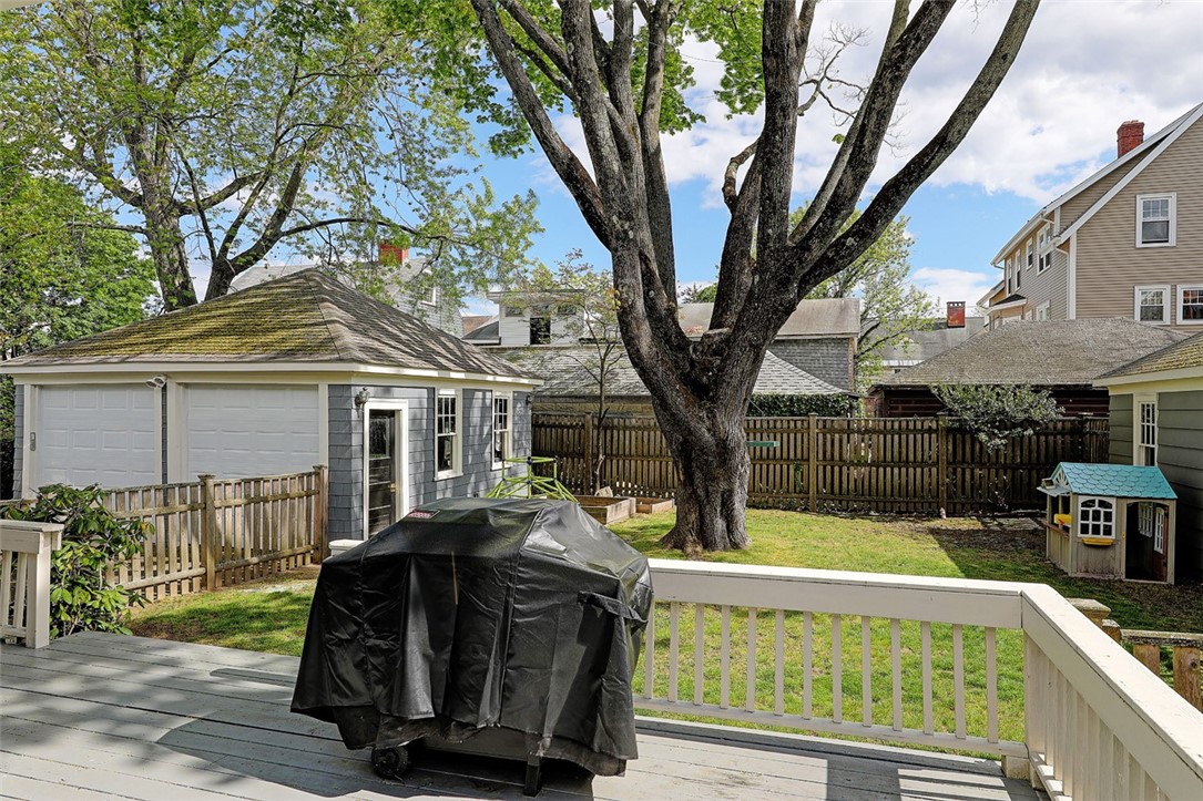 62 Chiswick Road Cranston, RI 02905 - Photo 40 of 45