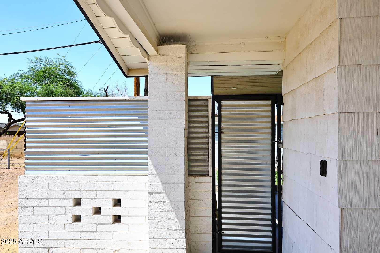 716 West 11th Street Tempe, AZ 85281 - Photo 31 of 43 Gate to Backyard