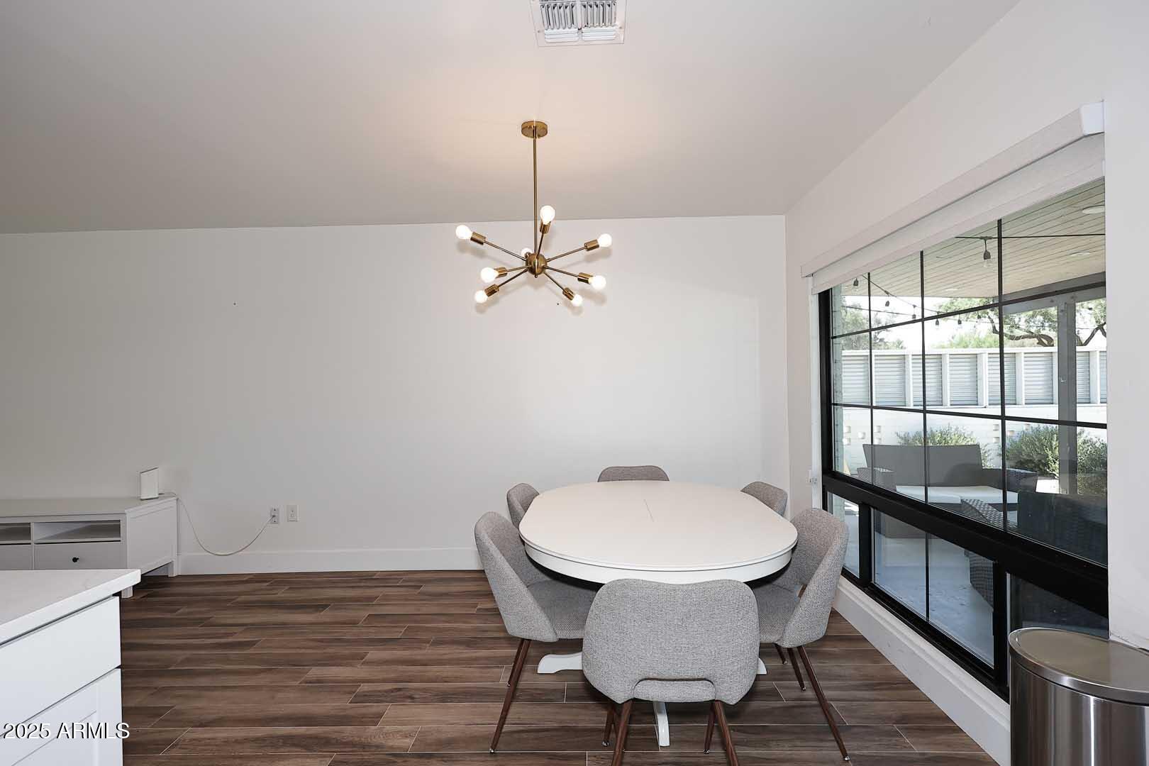716 West 11th Street Tempe, AZ 85281 - Photo 6 of 43 Dining Area2