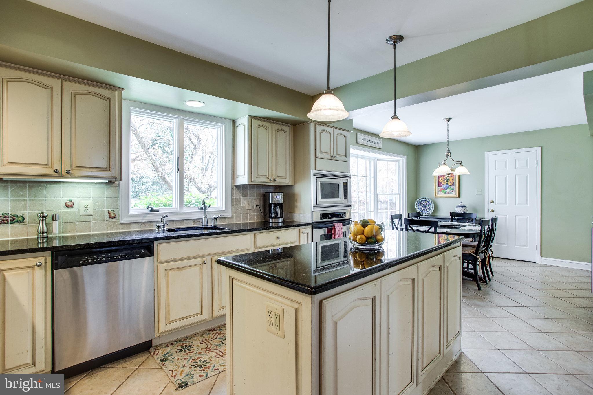 1713 Birch Road McLean, VA 22101 - Photo 8 of 33 You will enjoy cooking in this beautiful kitchen!