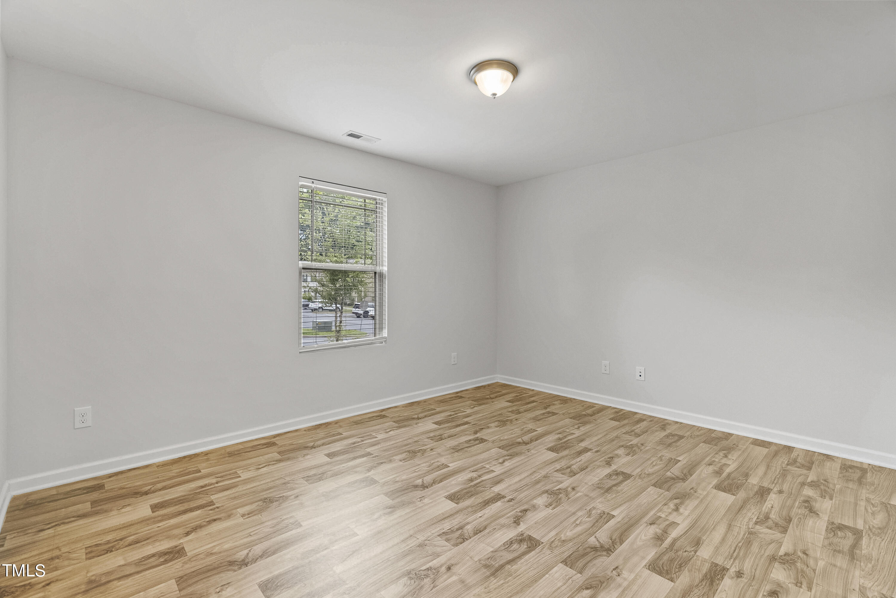205 Socket Street Raleigh, NC 27606 - Photo 7 of 27 205socket-33