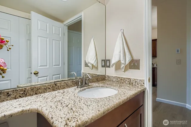 $650,000 | 2132 Northwest Pacific Yew Place, Issaquah, WA 98027