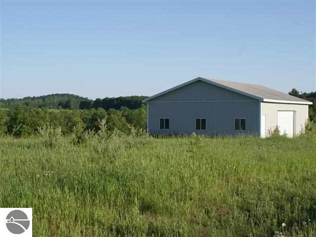 4950 South Schomberg Road Cedar, MI 49621 - Photo 28 of 35 1748123-28.JPG