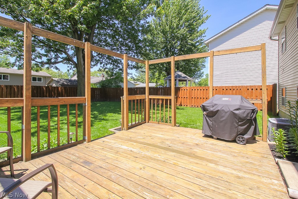 5928 Ridgeview Boulevard North Ridgeville, OH 44039 - Photo 6 of 31