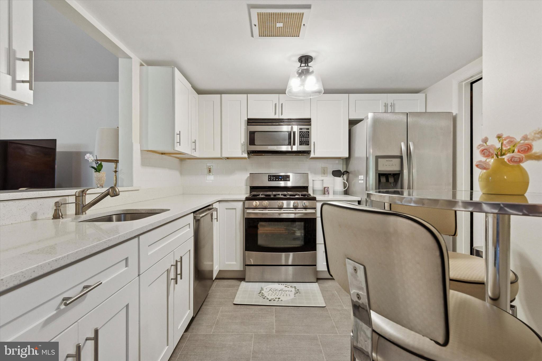 702 Mountainview Drive, Unit 702 Chesterbrook, PA 19087 - Photo 11 of 25