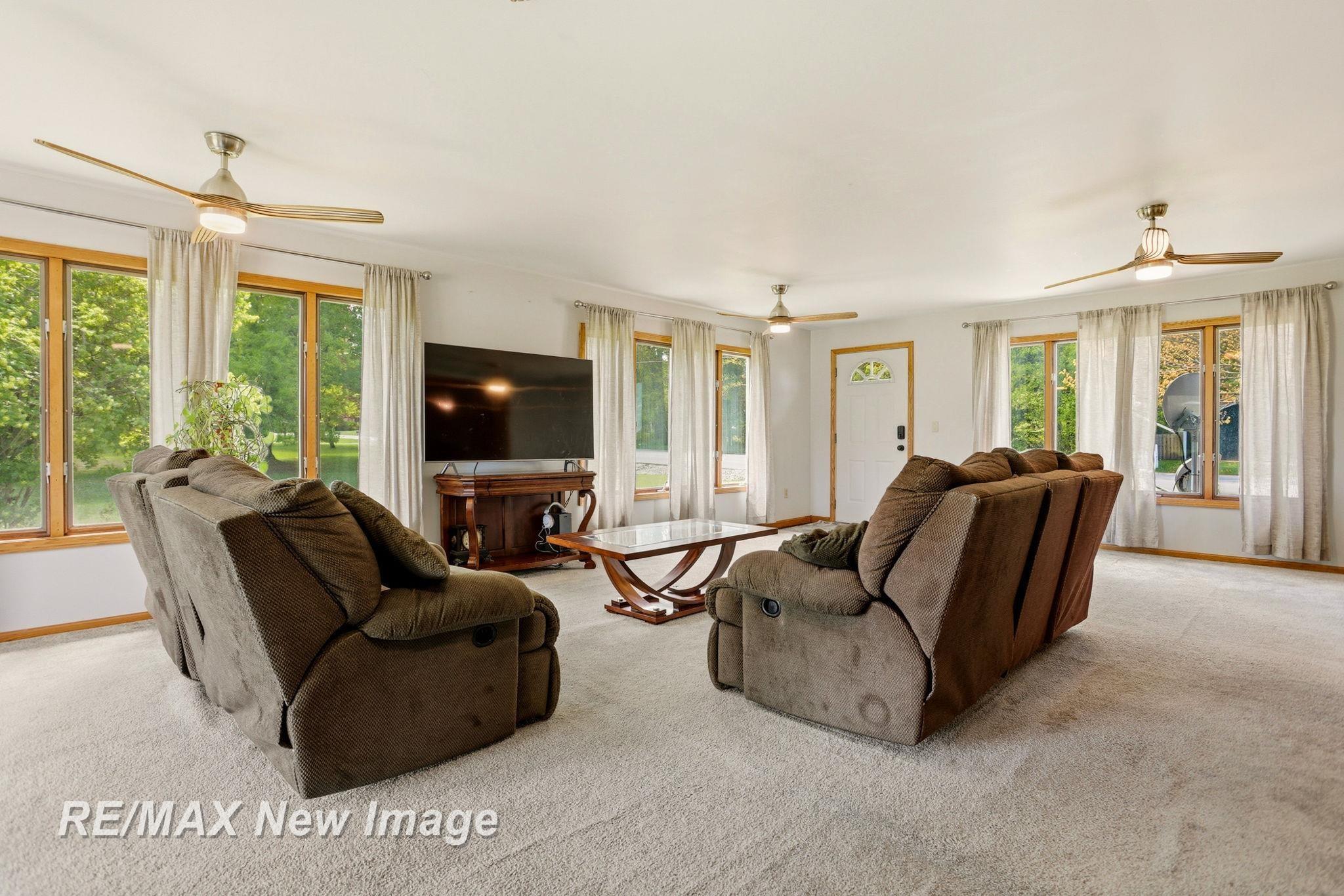 12975 Frost Road Hemlock, MI 48626 - Photo 24 of 58