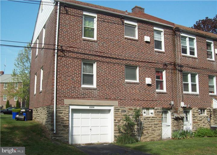 2204 Steele Road Drexel Hill, PA 19026 - Photo 4 of 19 Exterior rear