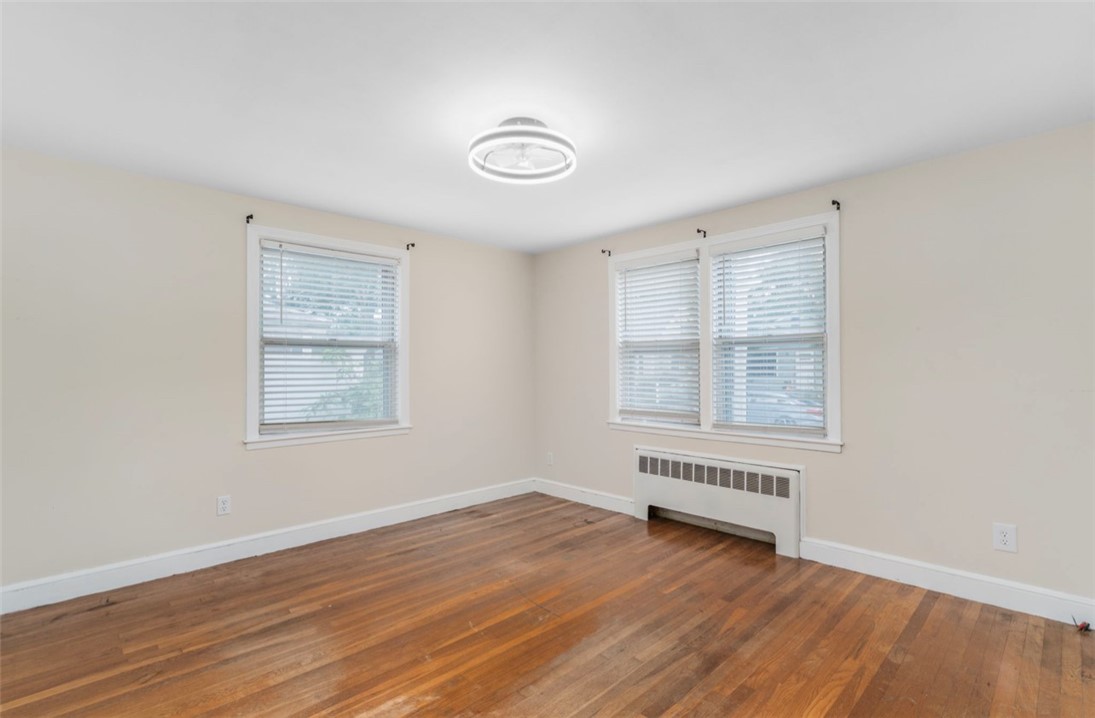 89 Rome Avenue Providence, RI 02908 - Photo 13 of 30 Gallery Image 13