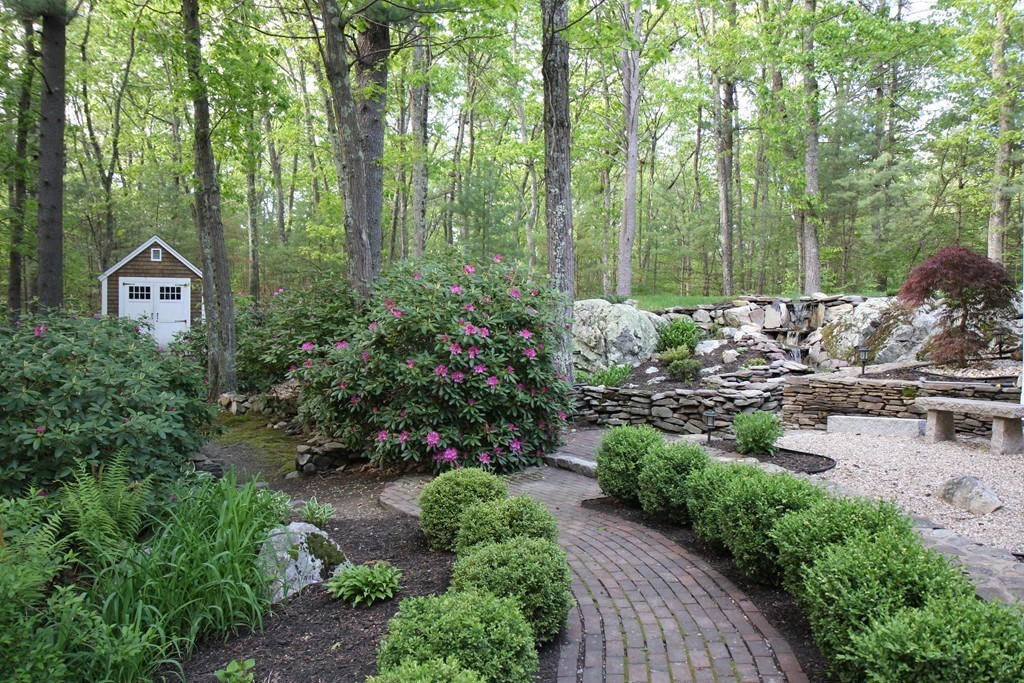 33 Towne Road Boxford, MA 01921 - Photo 3 of 30
