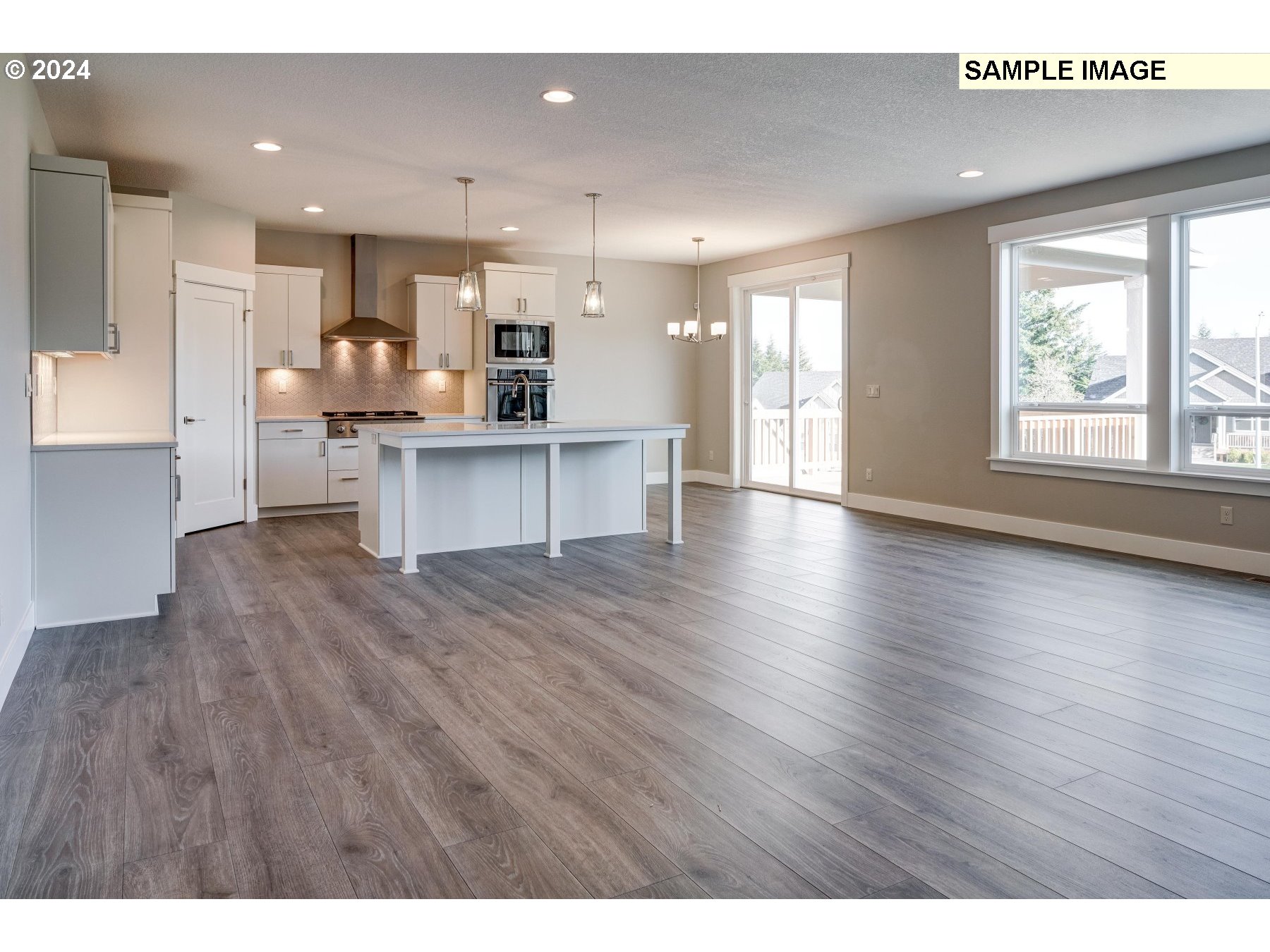 1128 North 41st Place Ridgefield, WA 98642 - Photo 3 of 16 Entrance/Foyer